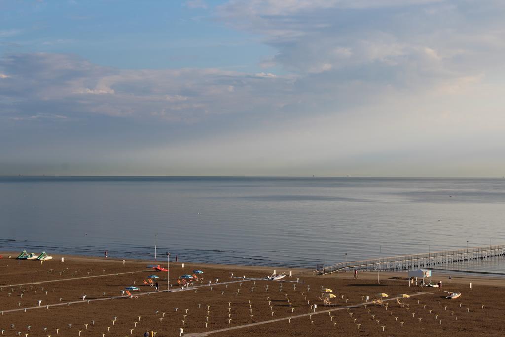 Hotel Grand Meeting Rimini Exteriér fotografie